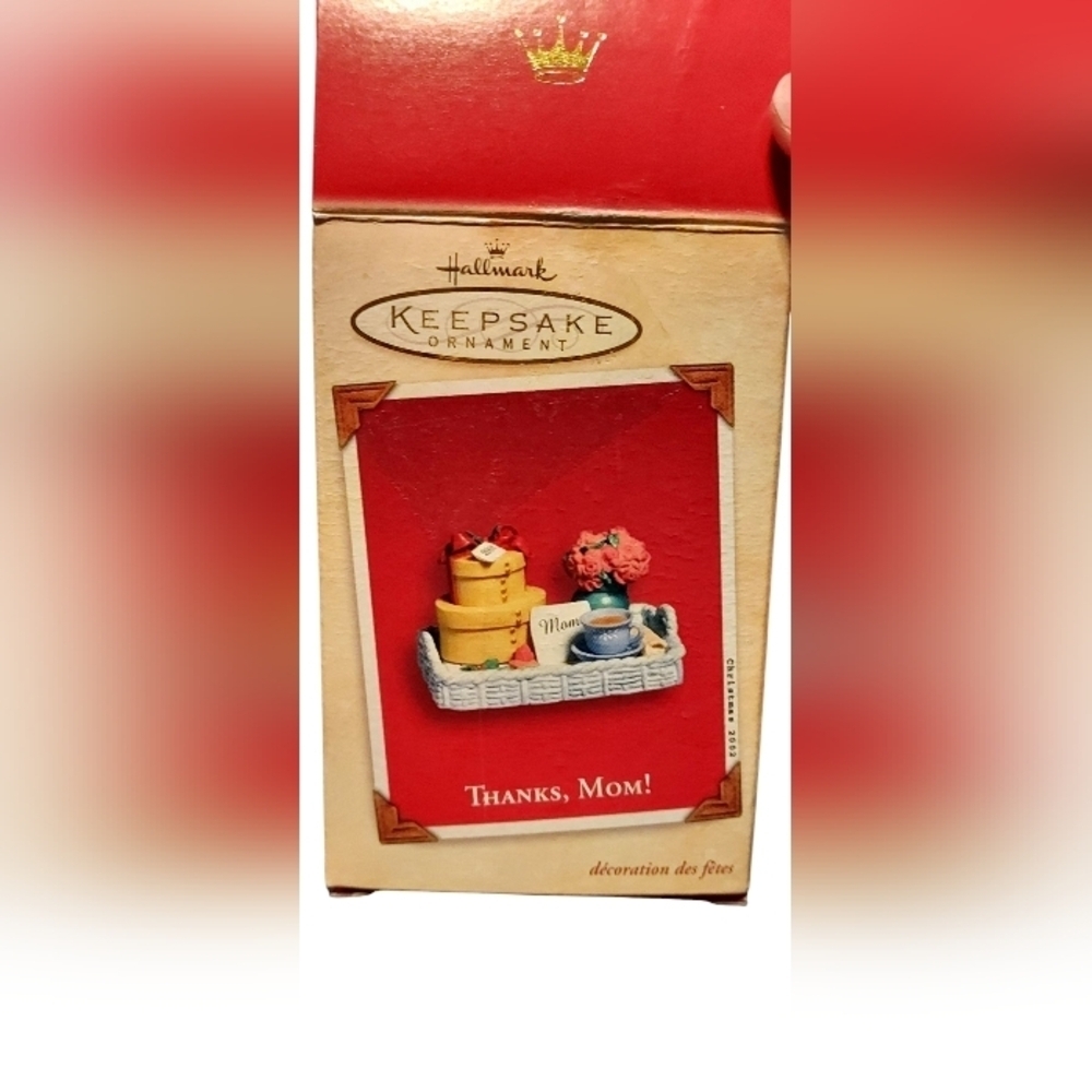 Hallmark Keepsake Ornament 'Thanks, Mom!' - Picture 2 of 5